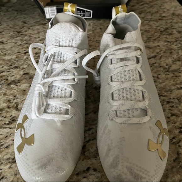 Under armor cleats, New (Display) Size 9 - Picture 6 of 6